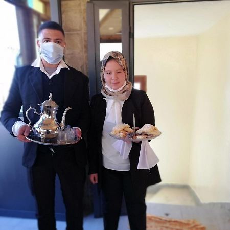 Hotel School Ersat アズルー エクステリア 写真